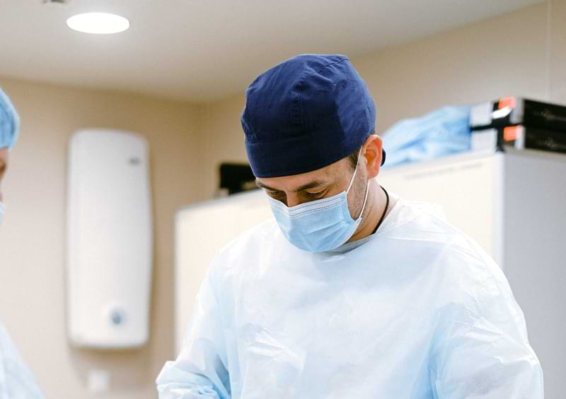 La rimozione dei punti è ad opera del medico 