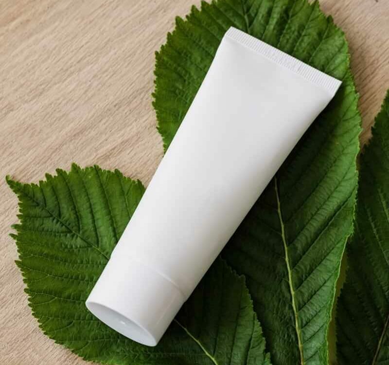 Utilizzare una pomata per curare la fimosi può non essere una buona idea